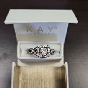 Kay Jewelers Silver and White Diamond Ring